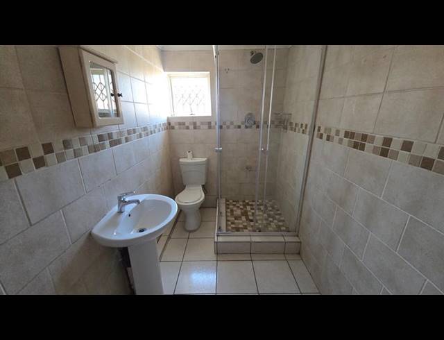 1 BEDROOM PROPERTY TO RENT IN WOODHURST